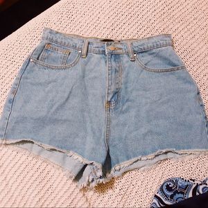 Prettylittlething Jean shorts
